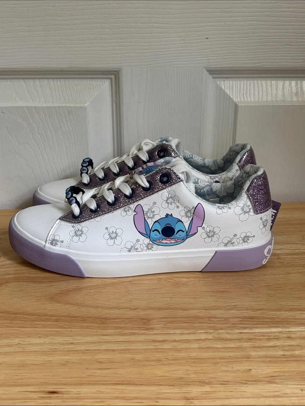 NEW Disney Ground Up White and Purple Lilo & Stitch Sneakers Size 7.5 Ohana